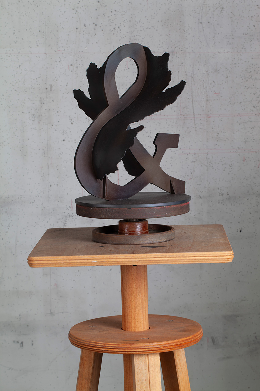 Leaf/Ampersand by William Kentridge at Annandale Gallery